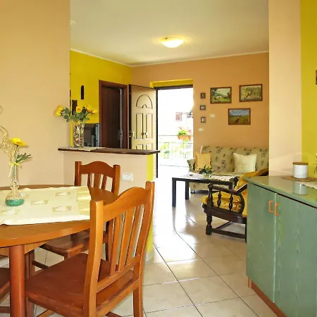 Apartment La Tartaruga By Interhome